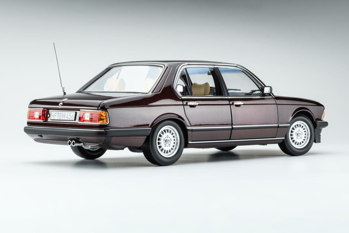 BMW 745i E23 (1984) - 18023000 / 18023001 / 18023002