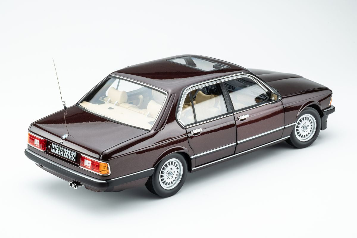BMW 745i E23 (1984) - 18023000 / 18023001 / 18023002