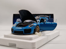 Carregar imagem no visualizador da galeria, Porsche 911 (991.2) GT2 RS Weissach Package Miami Blue

