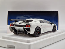 Carregar imagem no visualizador da galeria, Lamborghini Diablo SV-R Impact White
