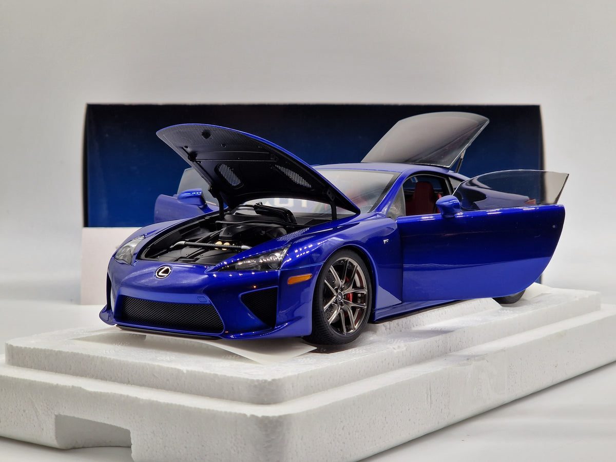 Lexus LFA 2010 Pearl Blue