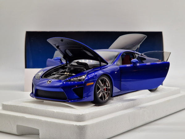 Lexus LFA 2010 Pearl Blue