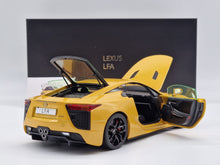Carregar imagem no visualizador da galeria, Lexus LFA Pearl Yellow Black Interior

