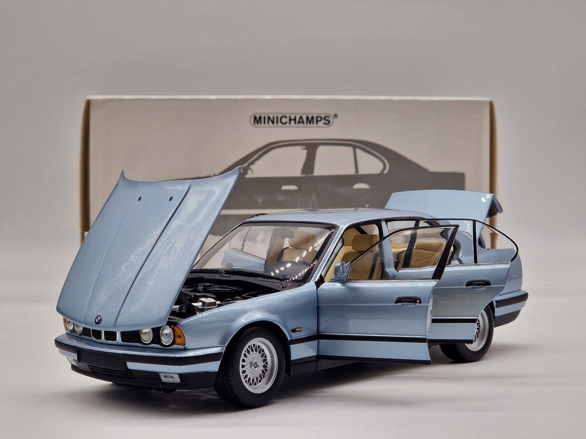 BMW 535i (E34) 1988 Light Blue Metallic