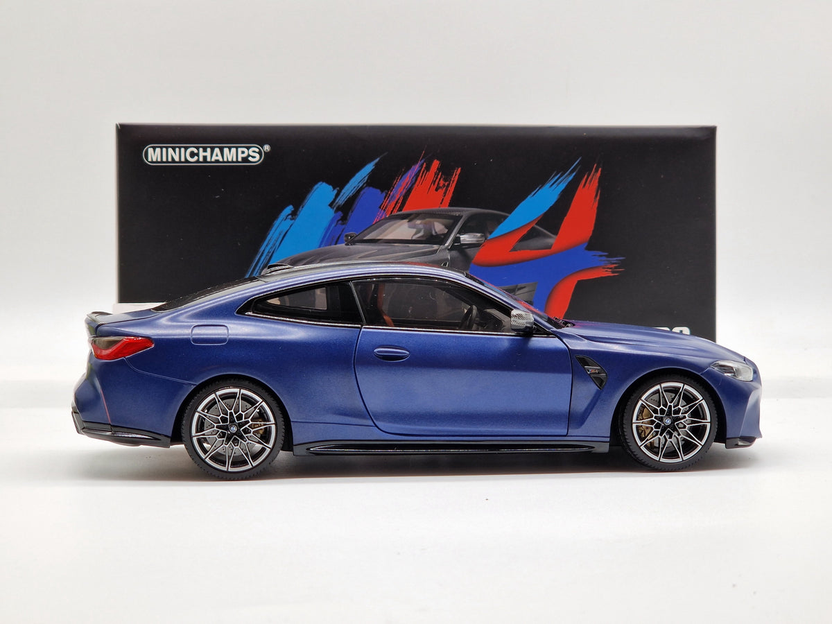 BMW M4 Coupé G82 Blue (All Open)