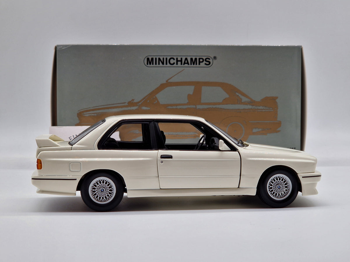 BMW M3 (E30) 1987 White