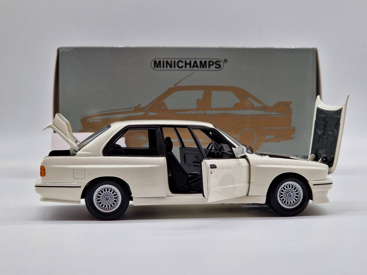 BMW M3 (E30) 1987 White