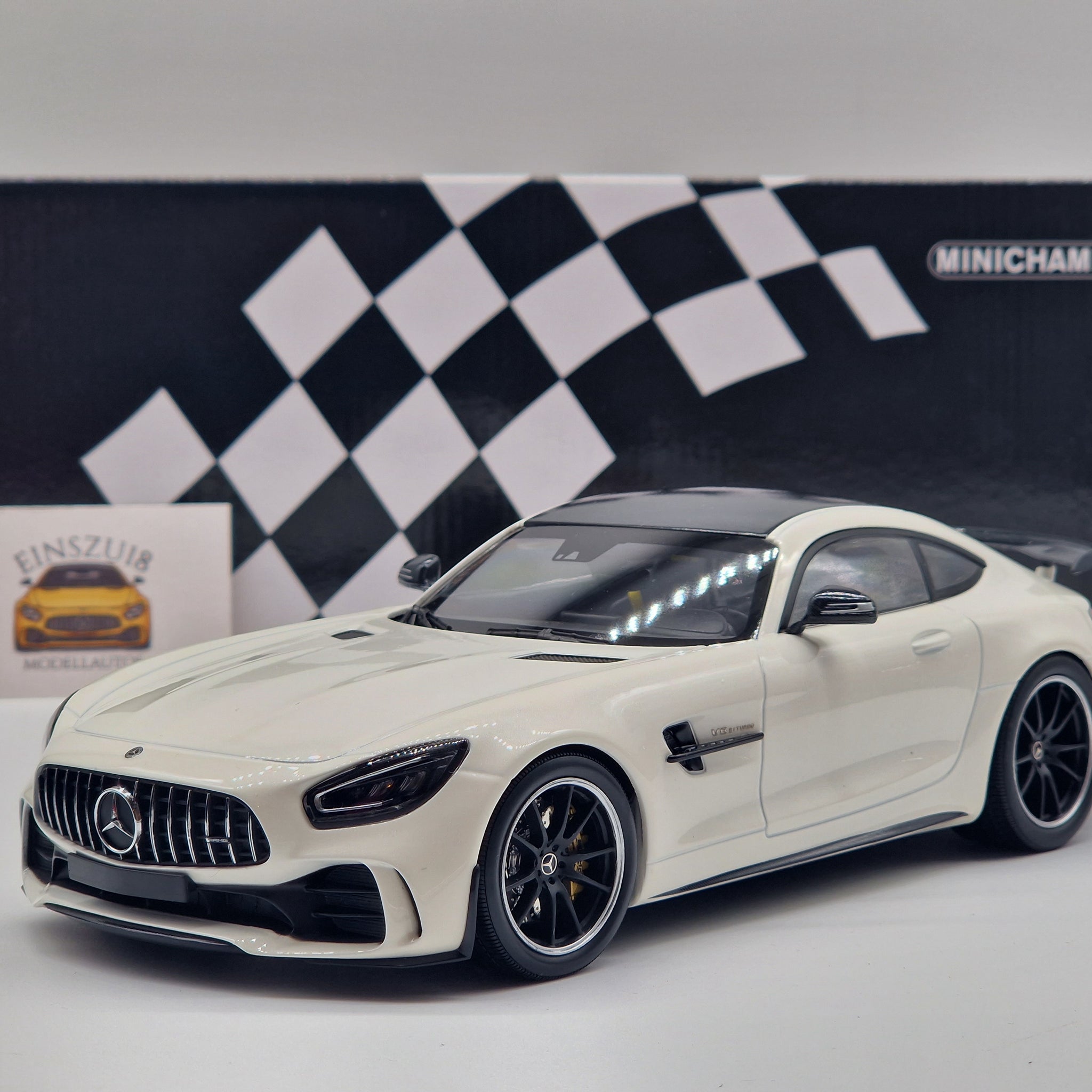 Mercedes AMG GT-R 2021 White Metallic