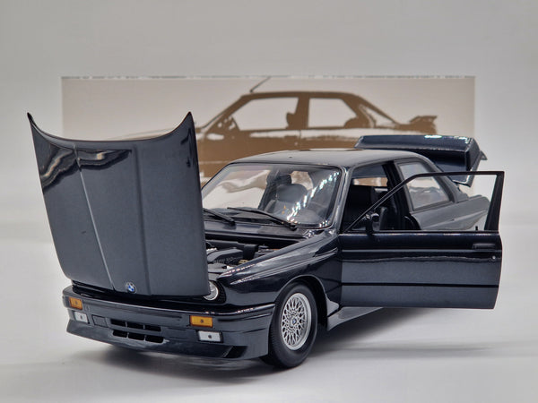 BMW M3 Evo (E30) 1987 Blue Metallic