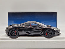 Carregar imagem no visualizador da galeria, McLaren P1 Fire Black with Red Interior
