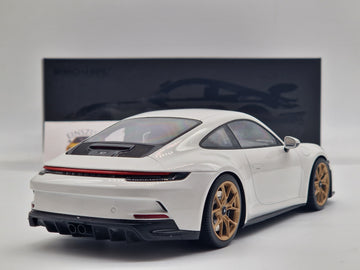 Porsche 911 (992) GT3 Touring 2022 White / Neodyme Wheels
