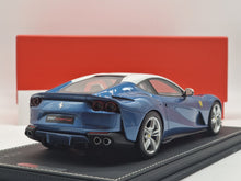 Carregar imagem no visualizador da galeria, Ferrari 812 Superfast Tailor Made
