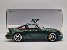 Carregar imagem no visualizador da galeria, Porsche RUF SCR 2018 Irish Green
