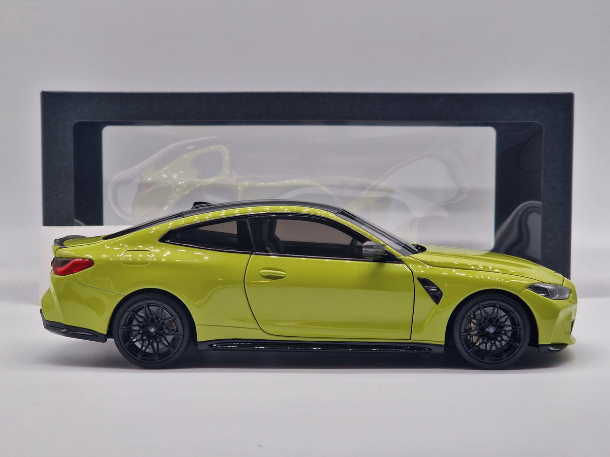 BMW M4 Coupé G82 Sao Paolo Yellow (All Open)