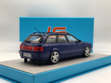 Audi RS2 Blau