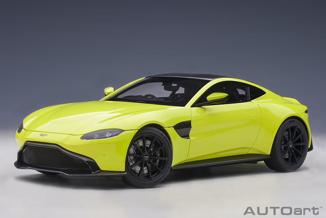 Aston Martin Vantage 2019 Lime Essence