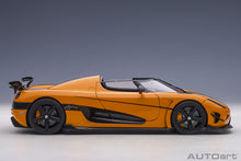 Lade das Bild in den Galerie-Viewer, Koenigsegg Agera RS Cone Orange / Carbon / Black accents
