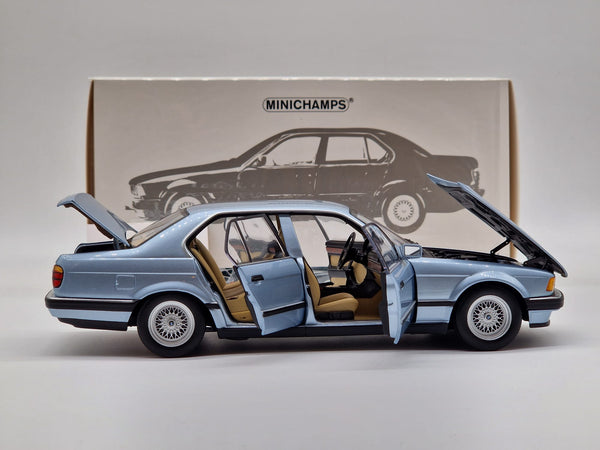 BMW 730i (E32) 1986 Light Blue Metallic