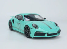 Lade das Bild in den Galerie-Viewer, Porsche 911 (992) Turbo S Coupe Sport Design 2021 Green (All Open)
