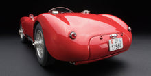 Lade das Bild in den Galerie-Viewer, Jaguar C-Type, 1952, XKC 023 (im aktuellen Zustand)
