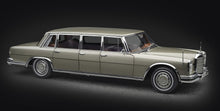 Lade das Bild in den Galerie-Viewer, Mercedes-Benz 600 Pullman (W 100) Limousine mit Schiebedach, 1963-1981
