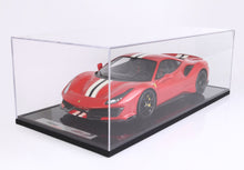 Lade das Bild in den Galerie-Viewer, Ferrari 488 Pista Rosso Corsa 322 1:12
