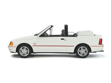 Carica l&#39;immagine nel visualizzatore di Gallery, Ford Escort MK4 Cabriolet XR3i Diamond White
